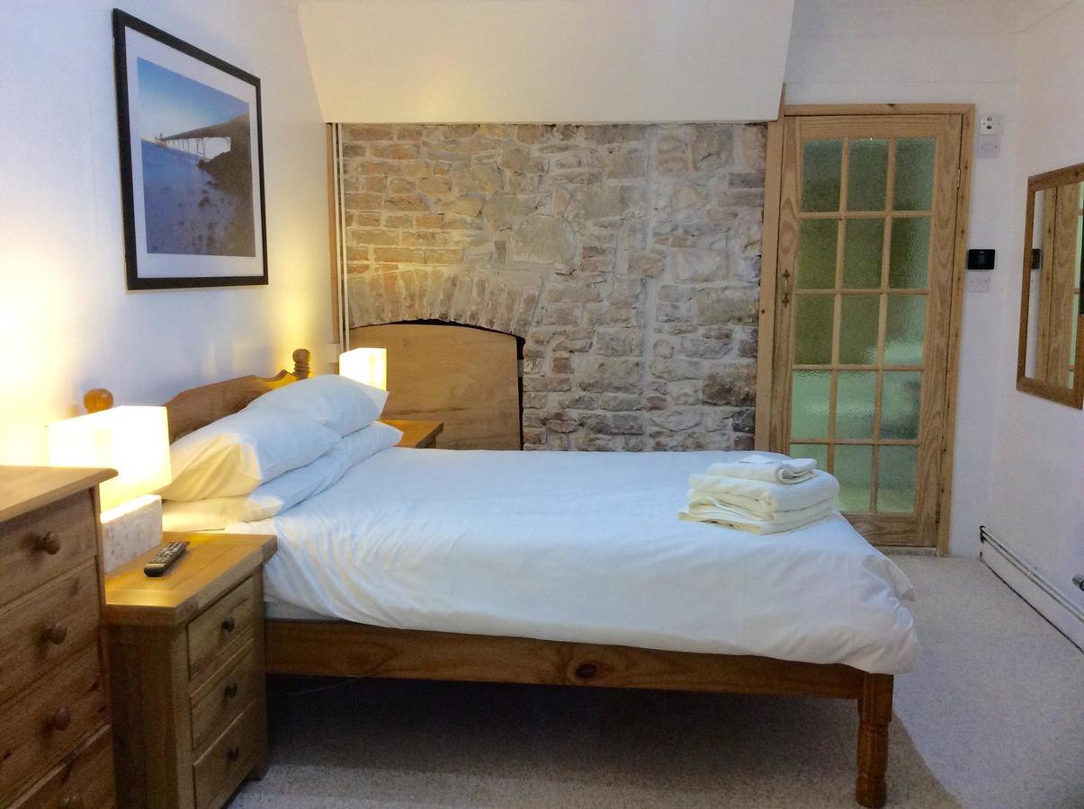 Cavell House Bed And Breakfast Clevedon Exteriér fotografie