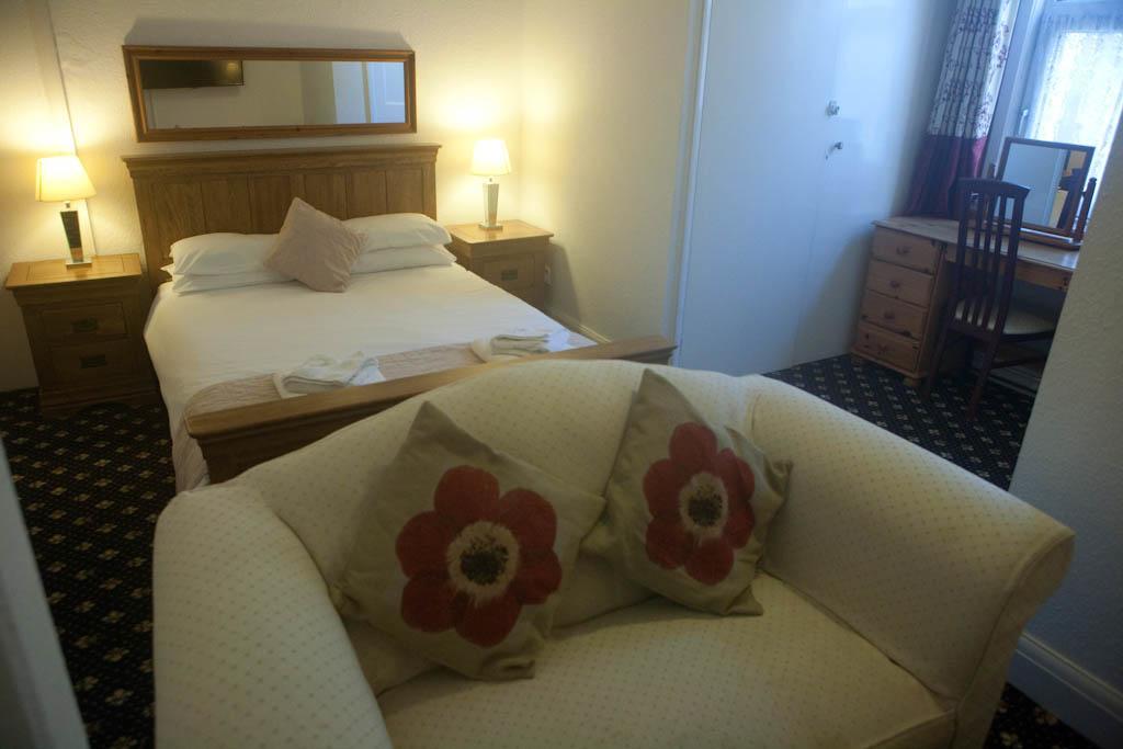 Cavell House Bed And Breakfast Clevedon Exteriér fotografie